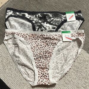 NWT 2 PAIRS JENNI PANTIES